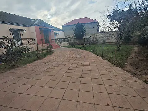 Satılır 5 otaqlı həyət evi 140 m²