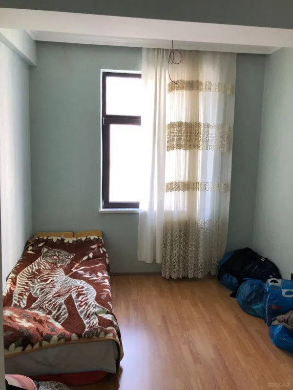 Satılır 3 otaqlı mənzil 85 m²