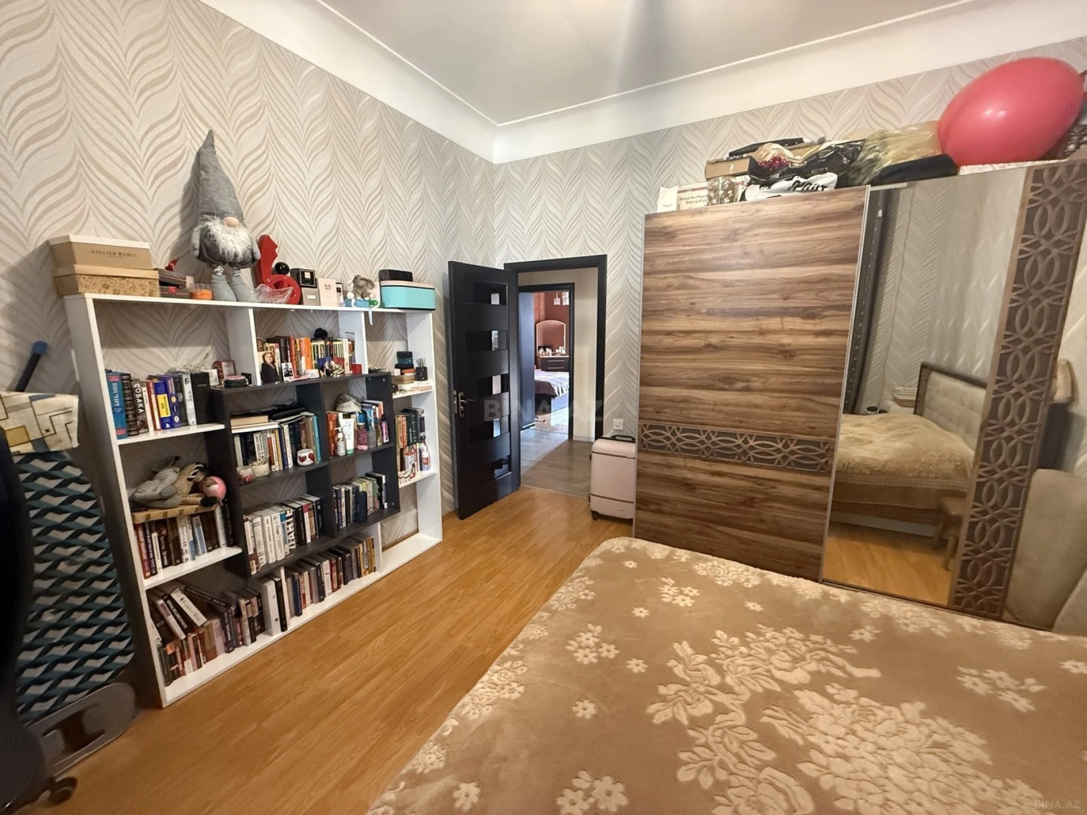 Satılır 3 otaqlı mənzil 100 m²