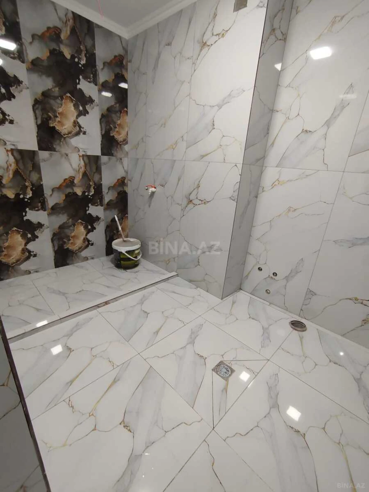 Satılır 4 otaqlı mənzil 103 m²