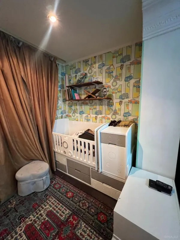 Satılır 3 otaqlı mənzil 65 m²