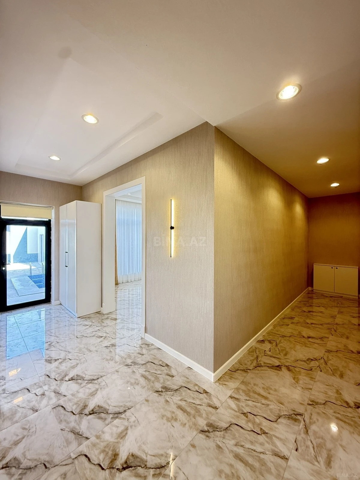 Satılır 4 otaqlı həyət evi 170 m²