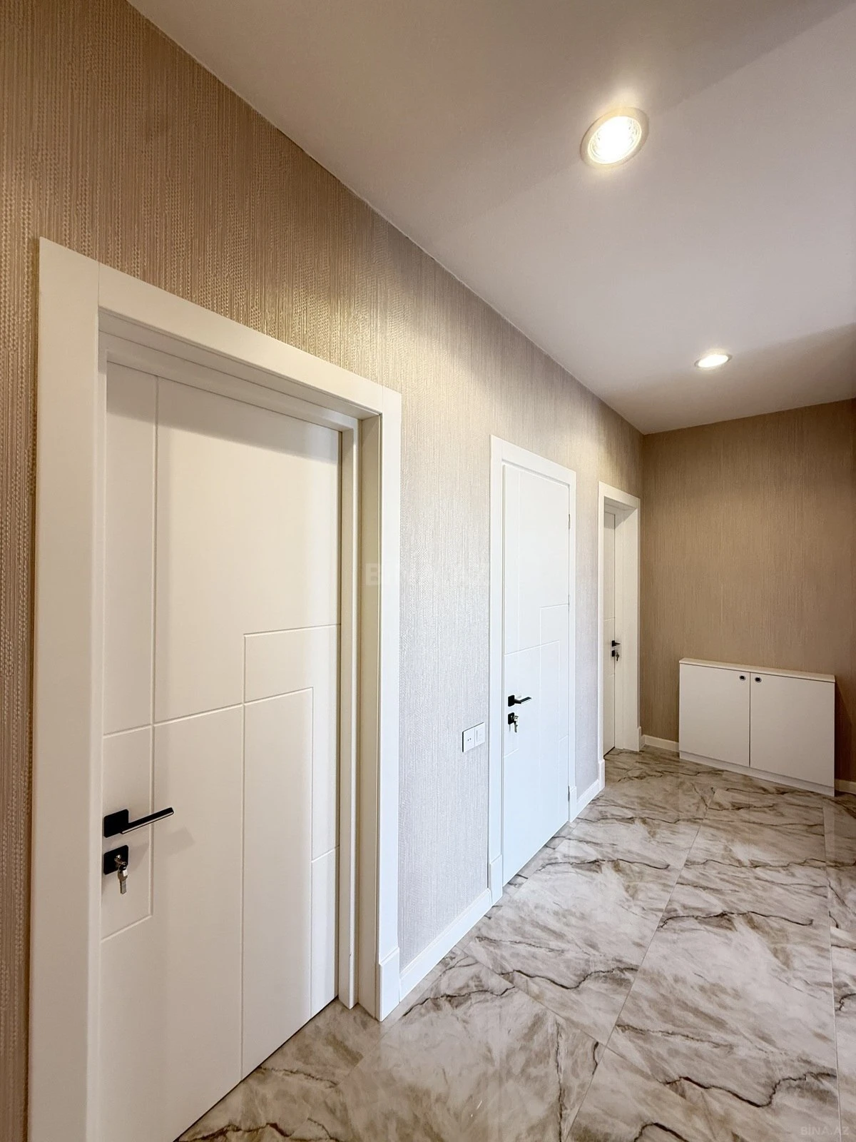 Satılır 4 otaqlı həyət evi 170 m²