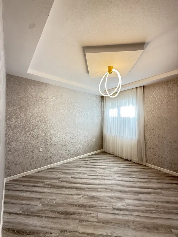 Satılır 4 otaqlı həyət evi 170 m²