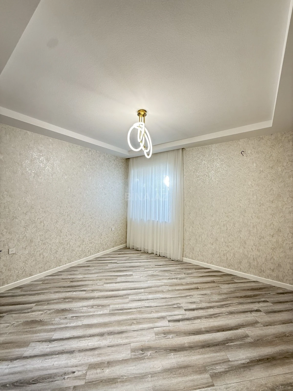 Satılır 4 otaqlı həyət evi 170 m²