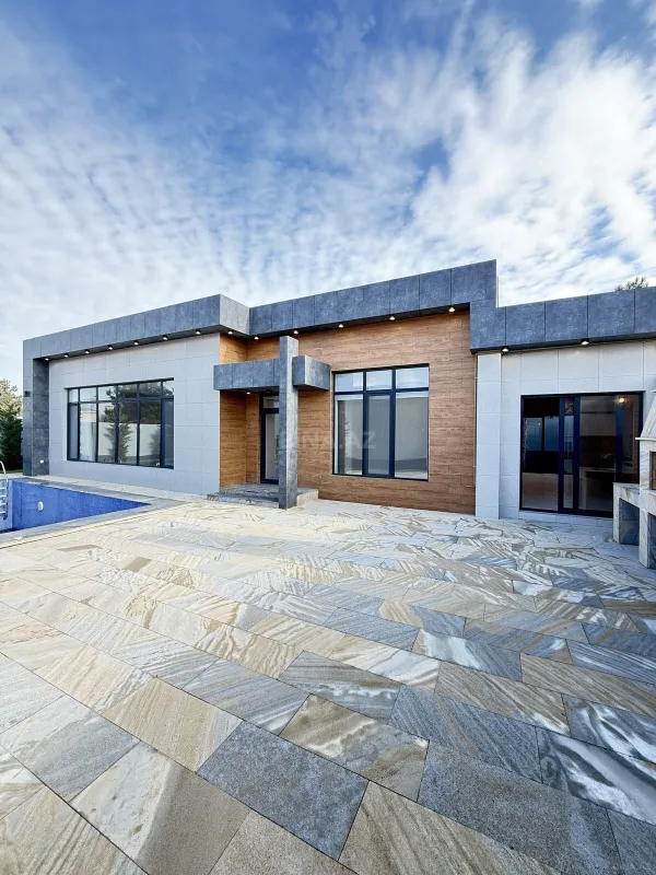 Satılır 4 otaqlı həyət evi 170 m²