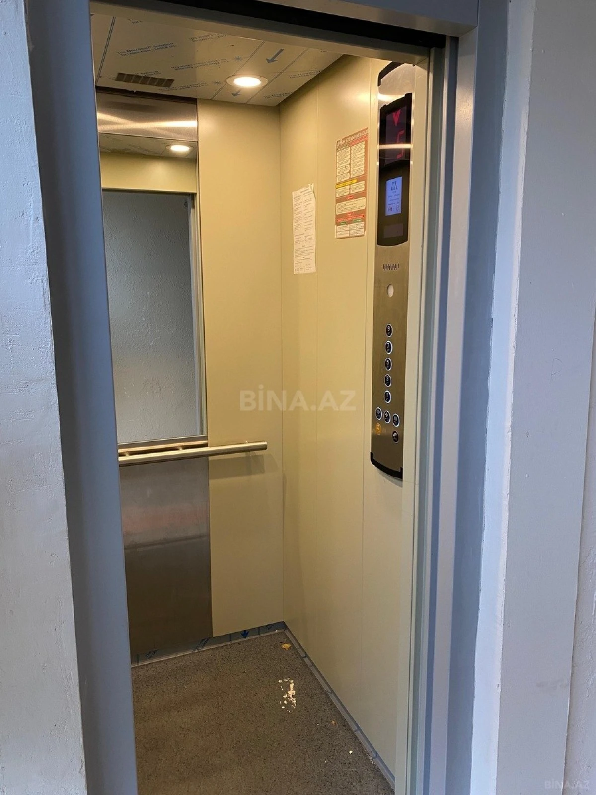 Satılır 4 otaqlı mənzil 100 m²