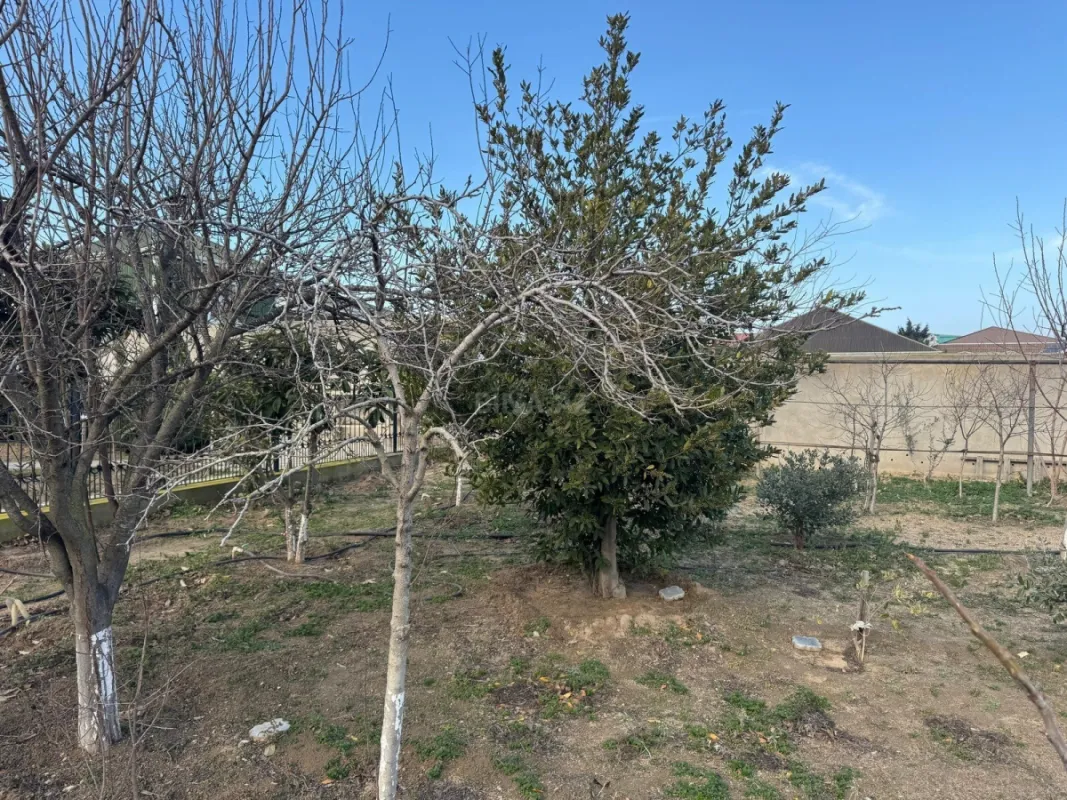 Satılır torpaq sahəsi 12 m²