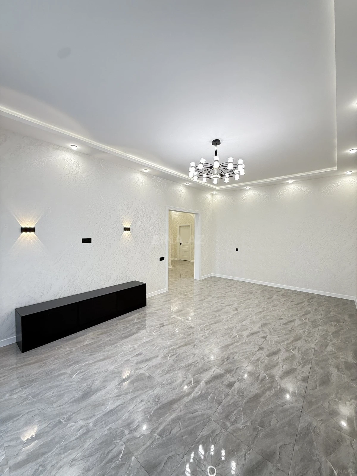 Satılır 4 otaqlı həyət evi 175 m²