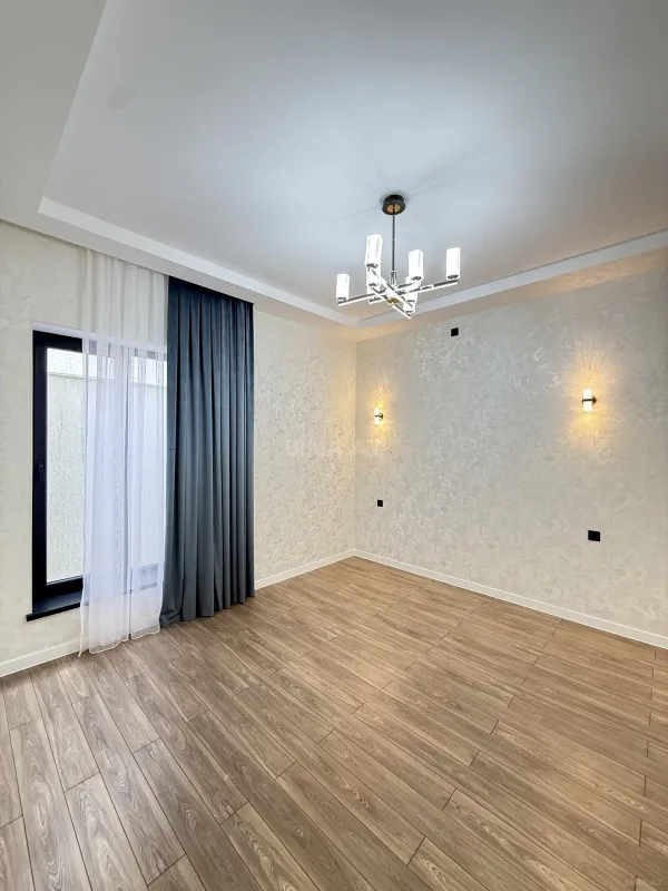 Satılır 4 otaqlı həyət evi 175 m²