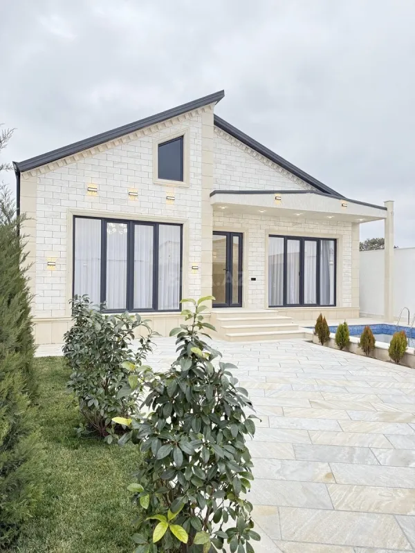 Satılır 4 otaqlı həyət evi 175 m²
