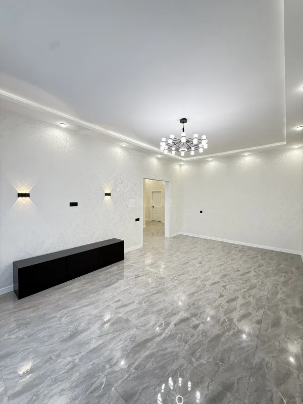 Satılır 4 otaqlı həyət evi 175 m²