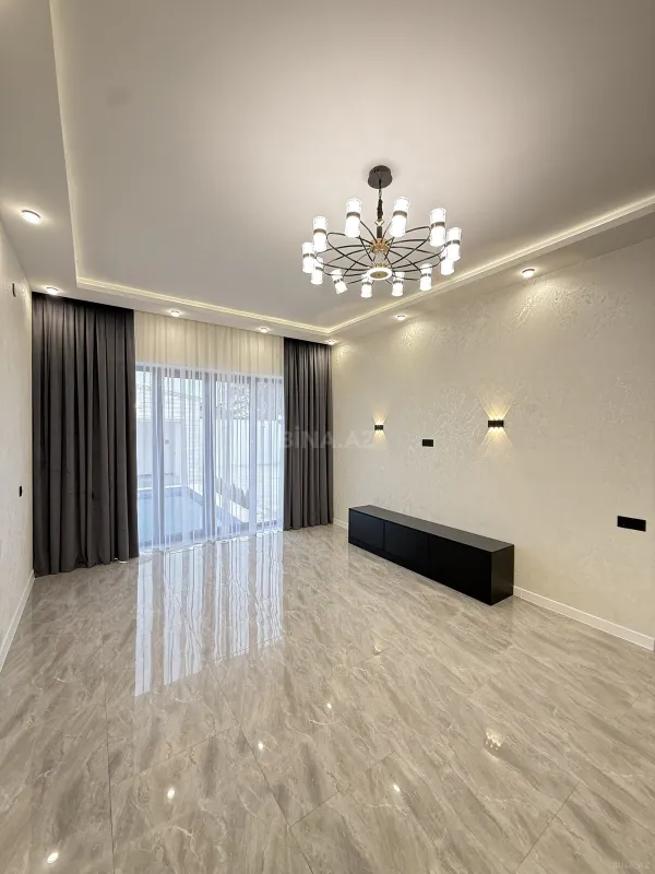 Satılır 4 otaqlı həyət evi 175 m²