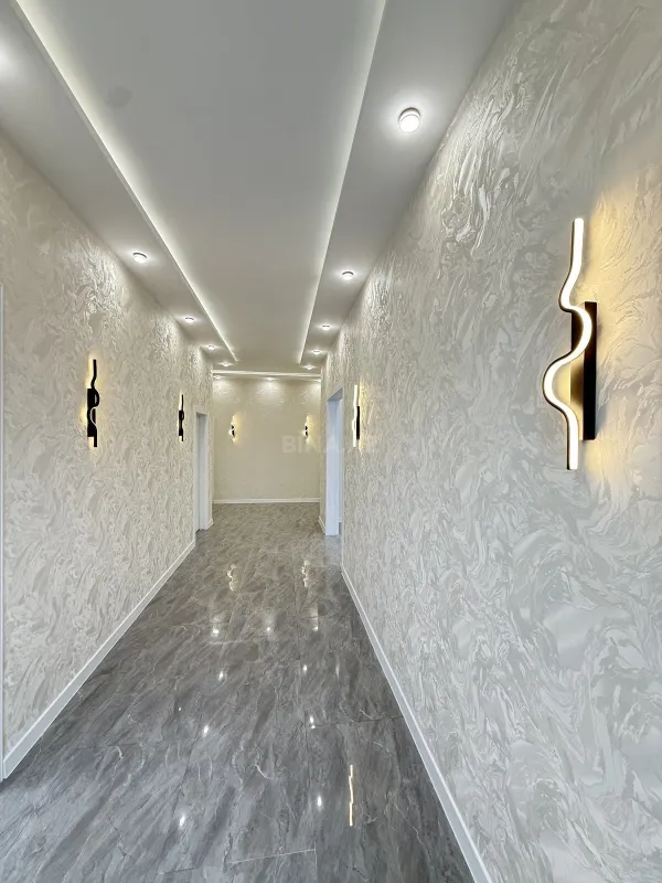 Satılır 4 otaqlı həyət evi 175 m²