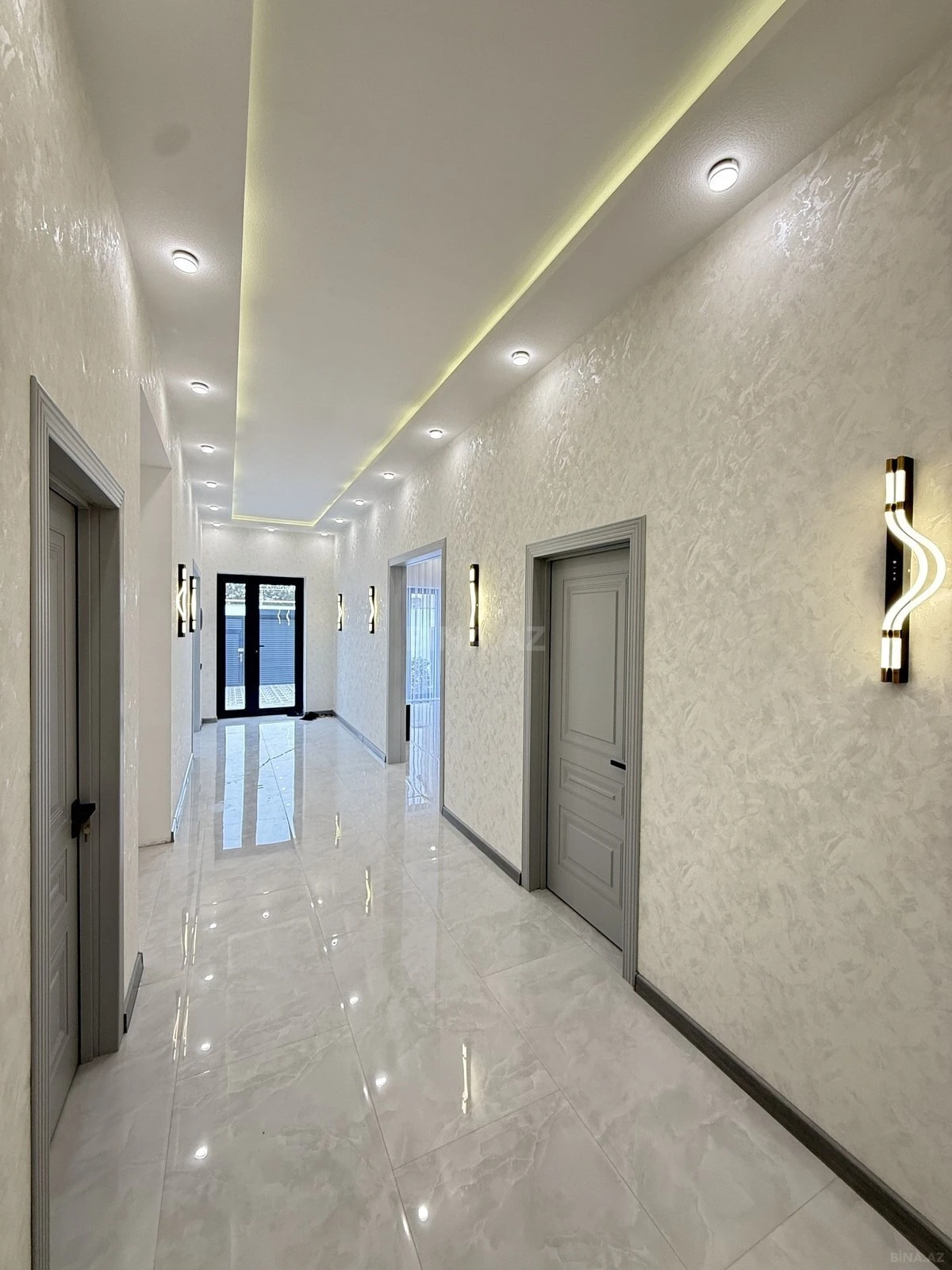 Satılır 4 otaqlı həyət evi 150 m²