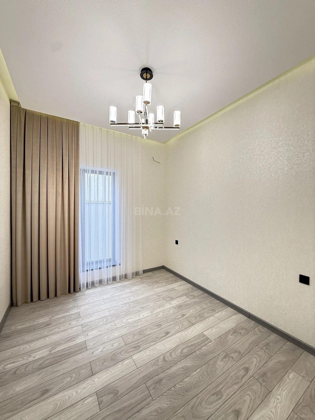 Satılır 4 otaqlı həyət evi 150 m²