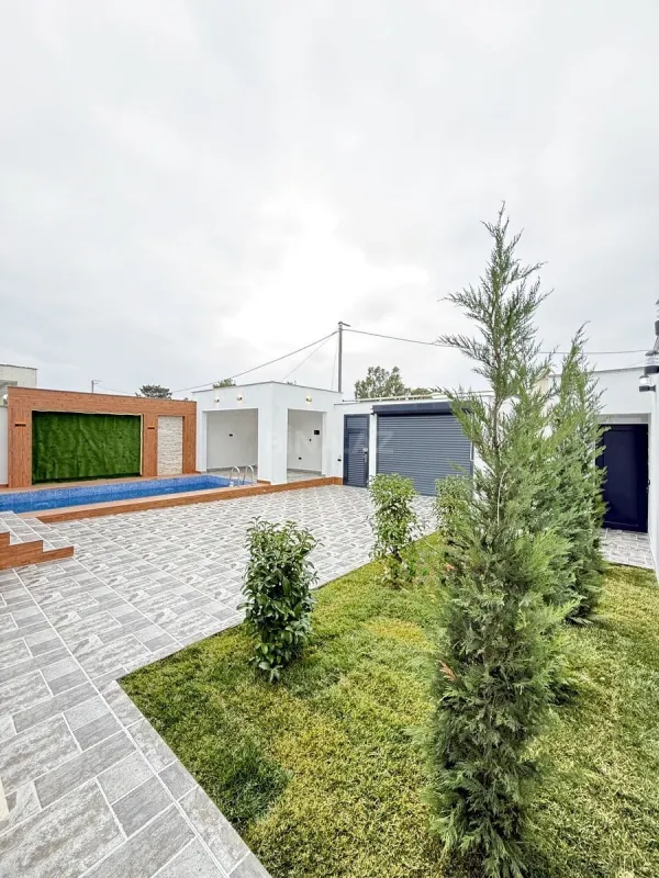 Satılır 4 otaqlı həyət evi 150 m²