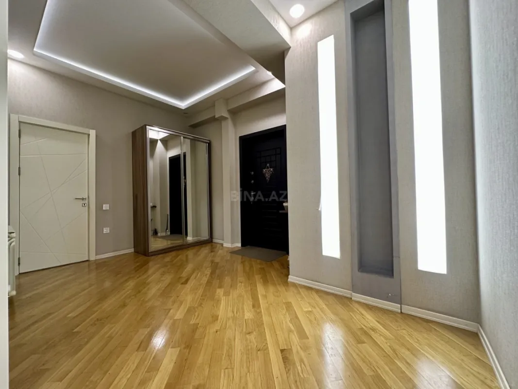 Satılır 3 otaqlı mənzil 88 m²