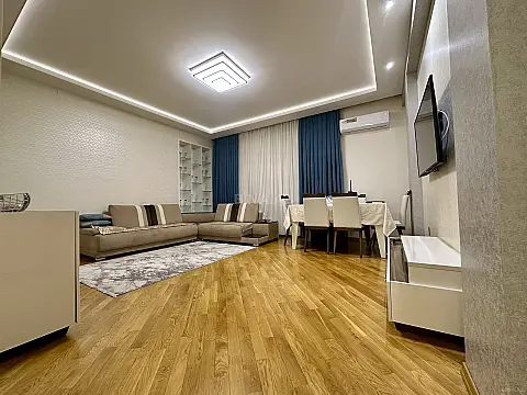 Satılır 3 otaqlı mənzil 88 m²