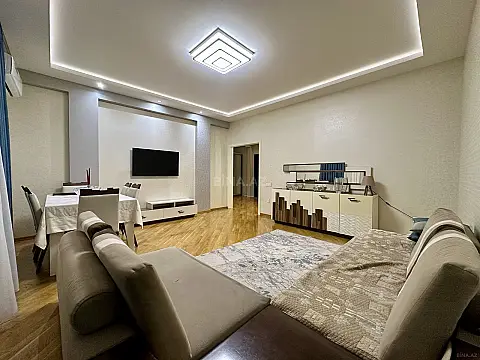 Satılır 3 otaqlı mənzil 88 m²