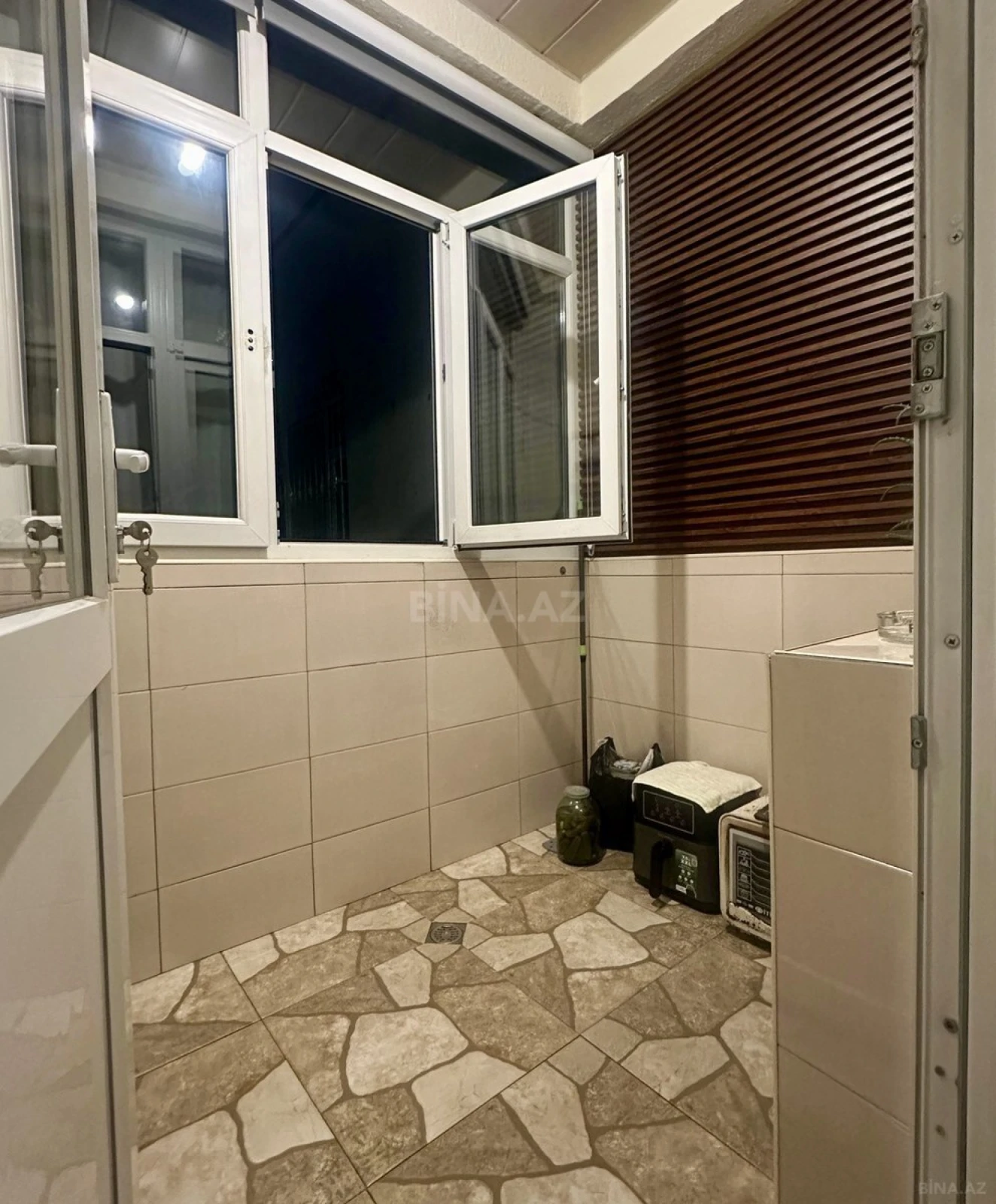 Satılır 3 otaqlı mənzil 88 m²