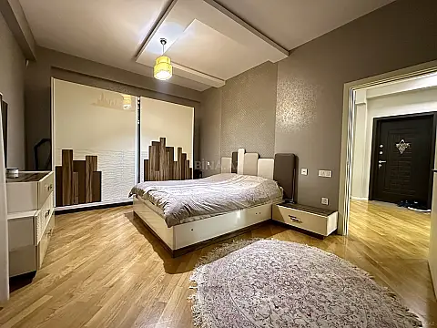 Satılır 3 otaqlı mənzil 88 m²