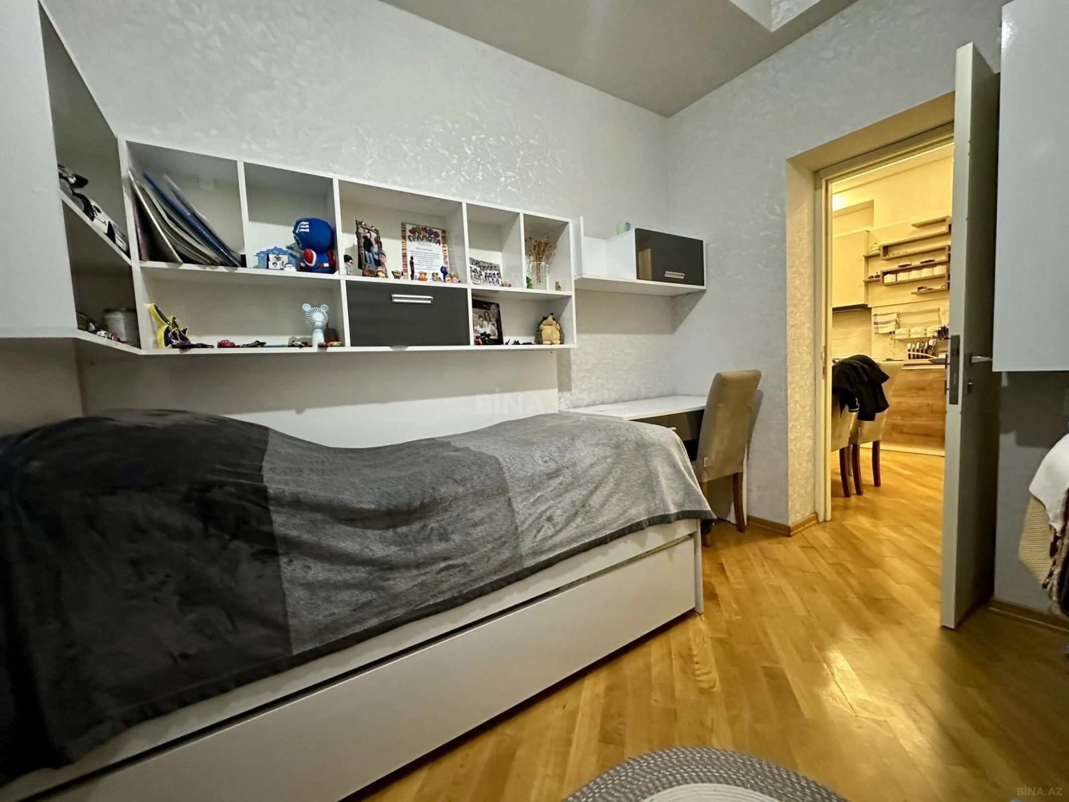 Satılır 3 otaqlı mənzil 88 m²