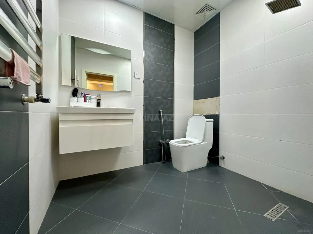 Satılır 3 otaqlı mənzil 88 m²