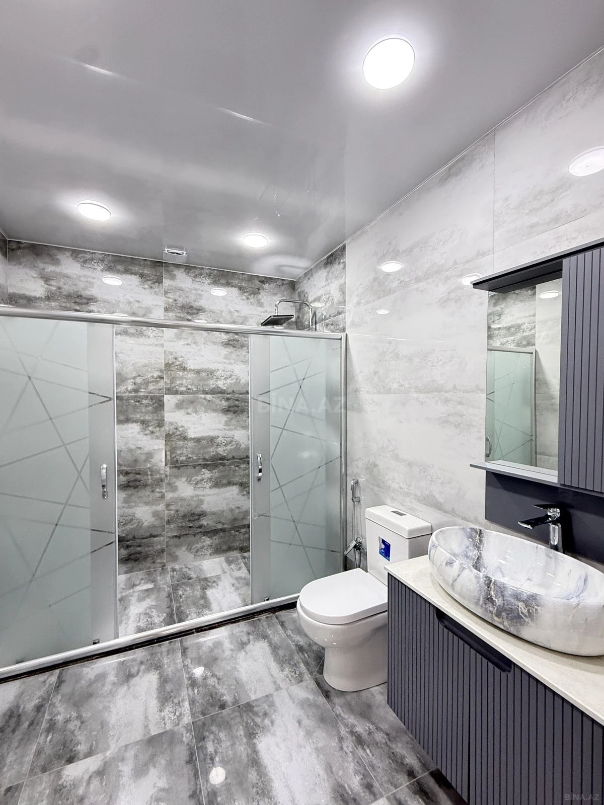 Satılır 4 otaqlı həyət evi 160 m²