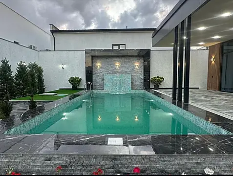 Kirayə verilir 4 otaqlı həyət evi 250 m²