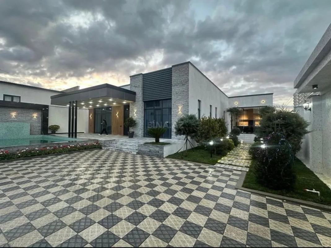 Kirayə verilir 4 otaqlı həyət evi 250 m²