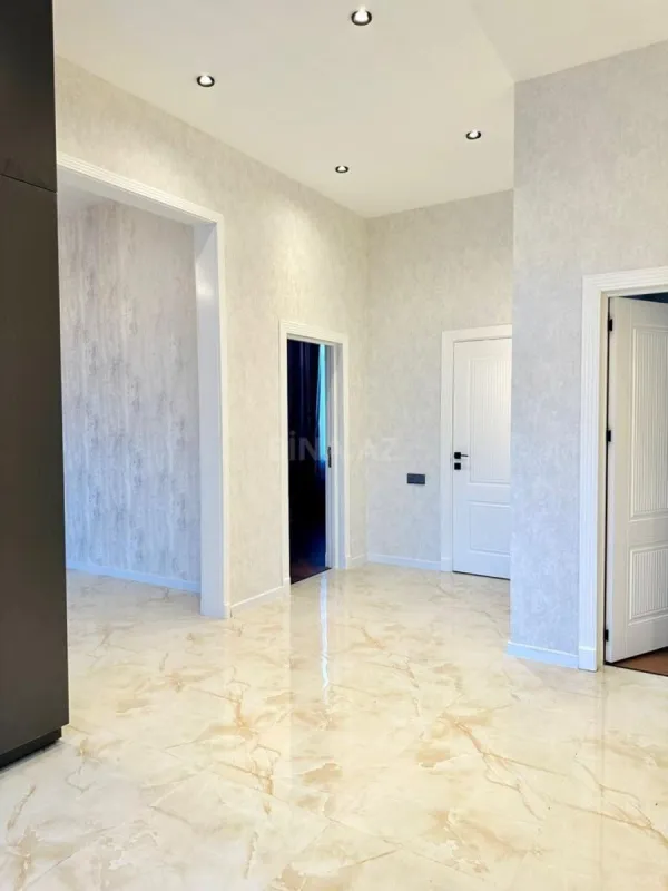 Kirayə verilir 4 otaqlı həyət evi 250 m²