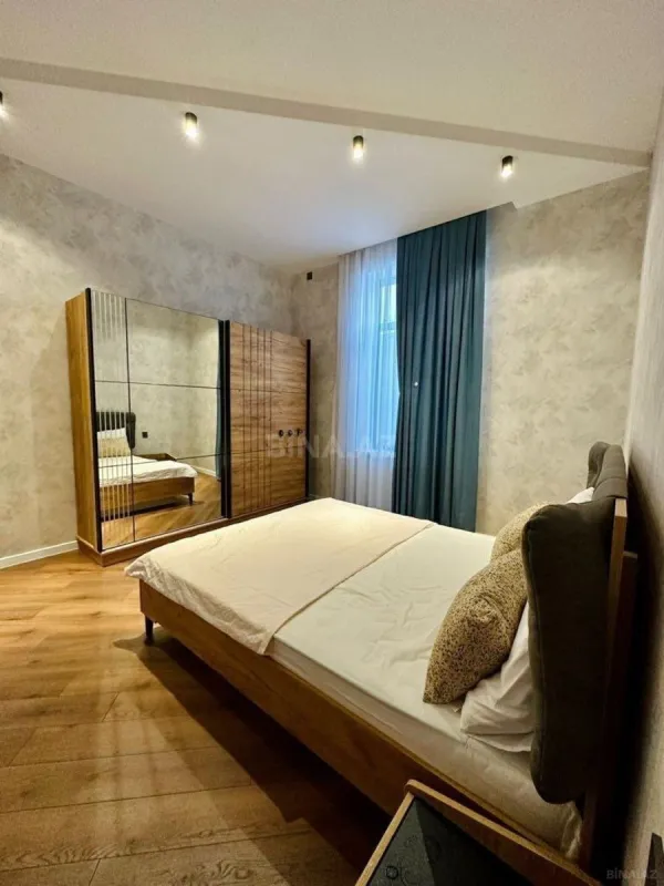 Kirayə verilir 4 otaqlı həyət evi 250 m²