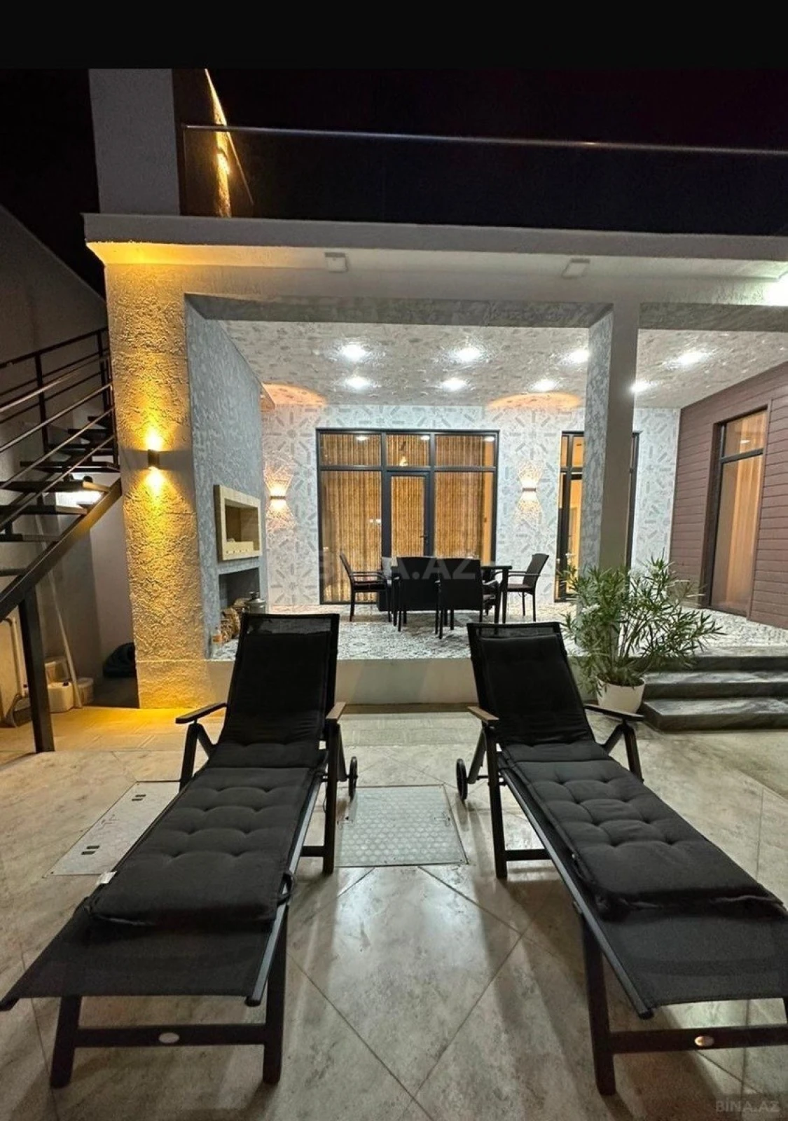 Kirayə verilir 4 otaqlı həyət evi 250 m²