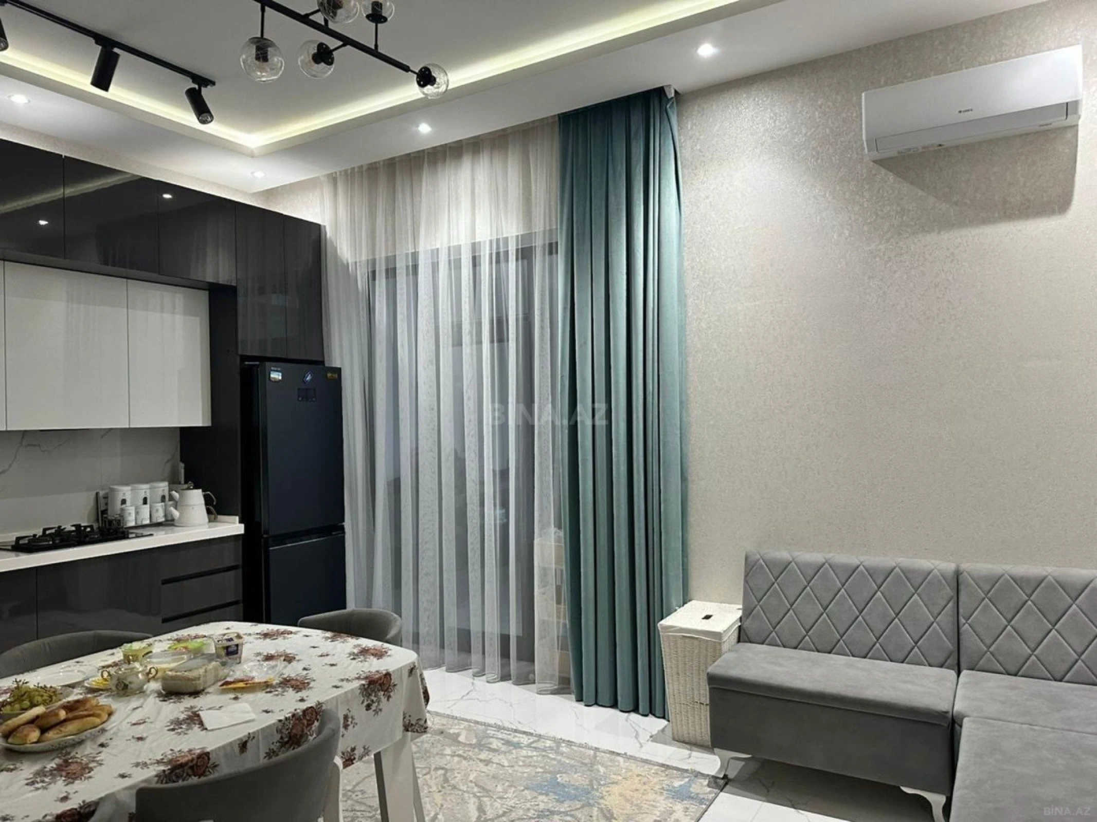 Kirayə verilir 4 otaqlı həyət evi 200 m²