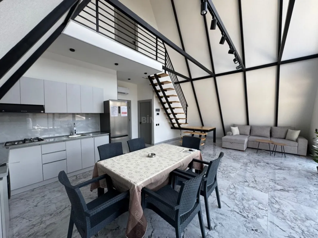 Kirayə verilir 4 otaqlı həyət evi 140 m²