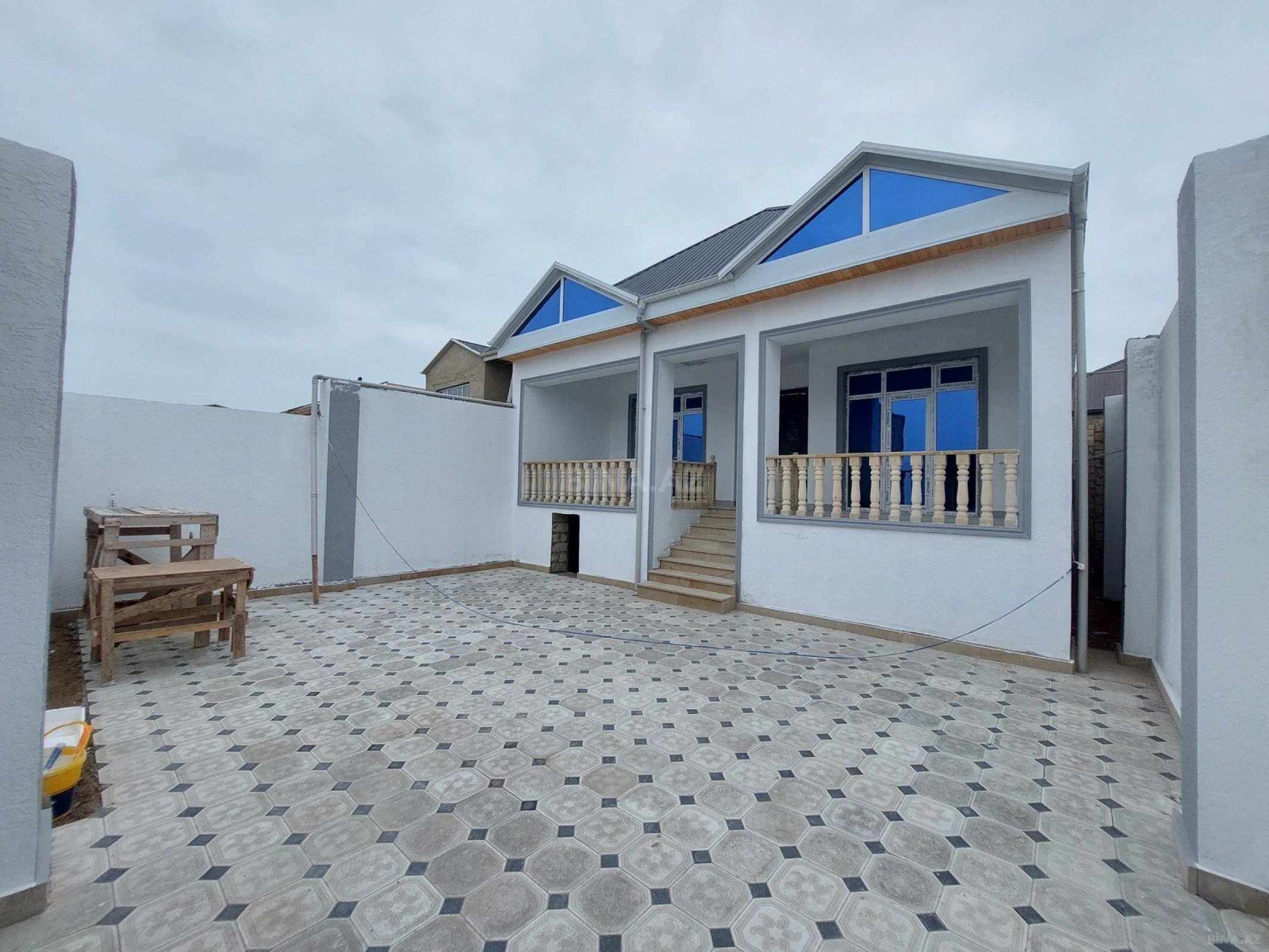 Satılır 4 otaqlı həyət evi 147 m²