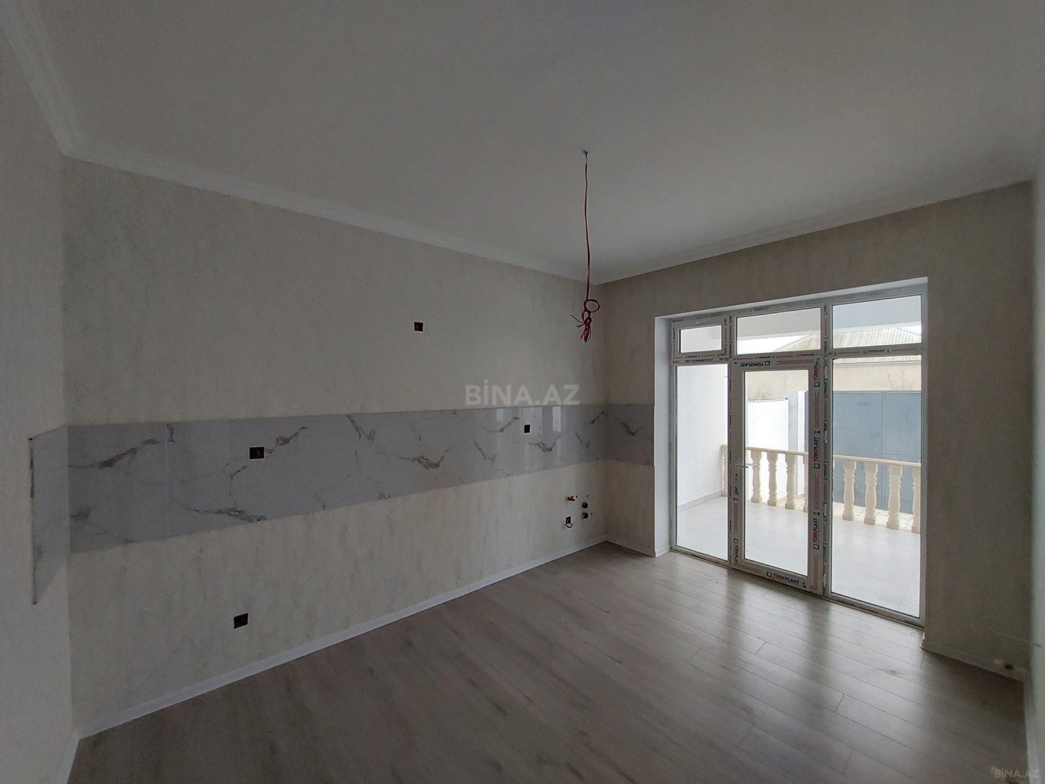 Satılır 4 otaqlı həyət evi 147 m²