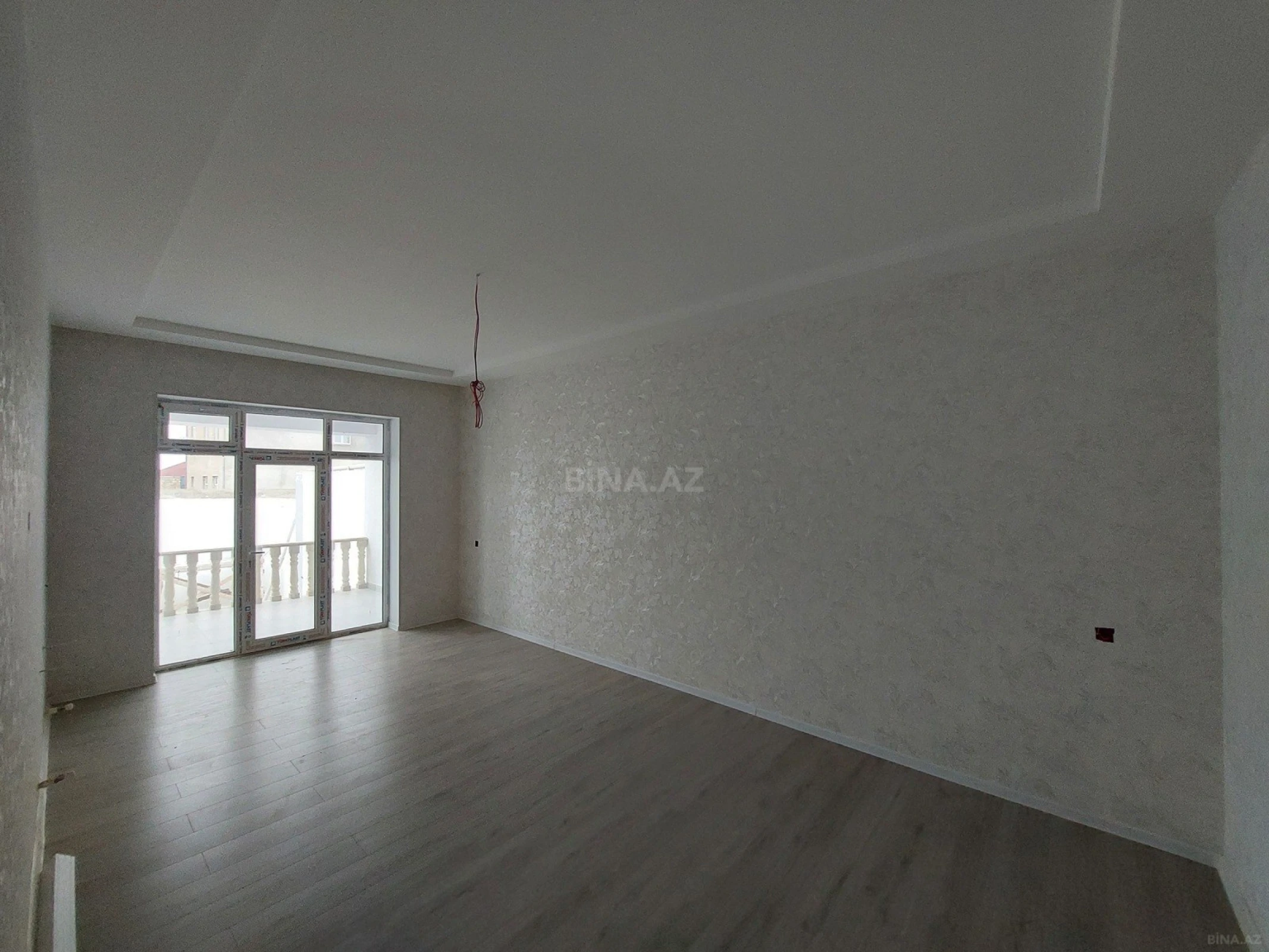 Satılır 4 otaqlı həyət evi 147 m²