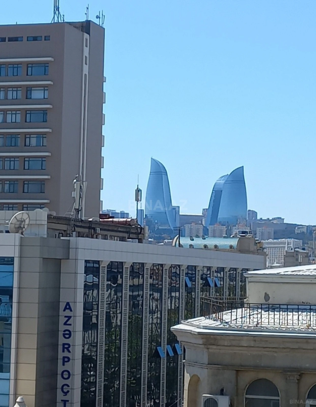 Kirayə verilir 2 otaqlı mənzil 70 m²