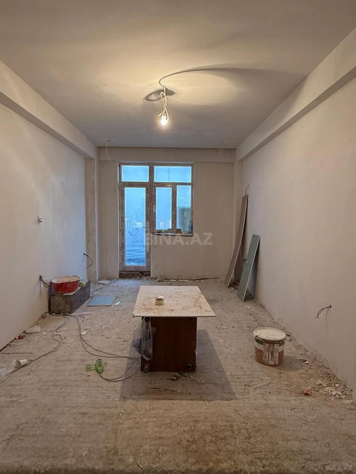 Satılır 3 otaqlı mənzil 154 m²
