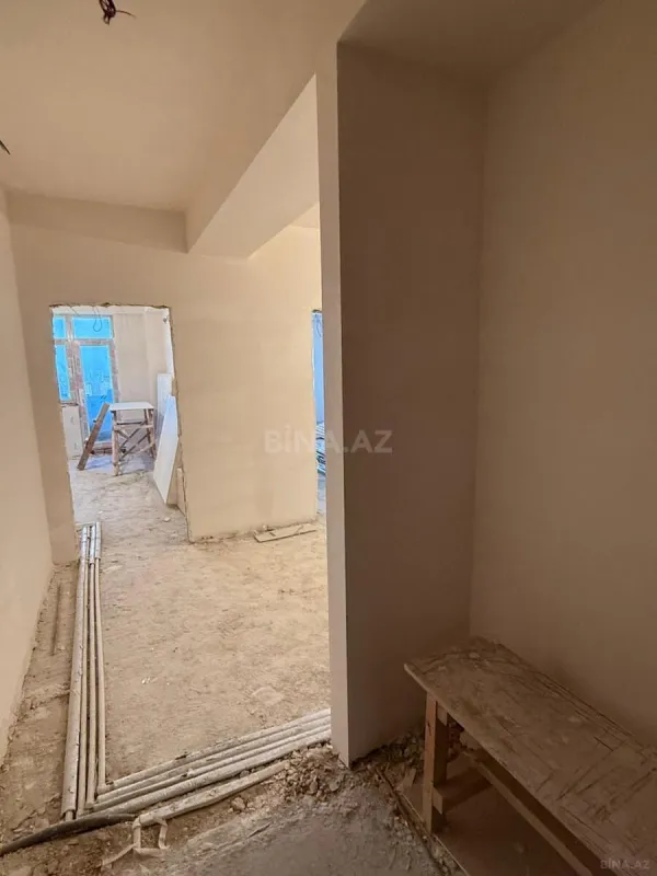 Satılır 3 otaqlı mənzil 154 m²