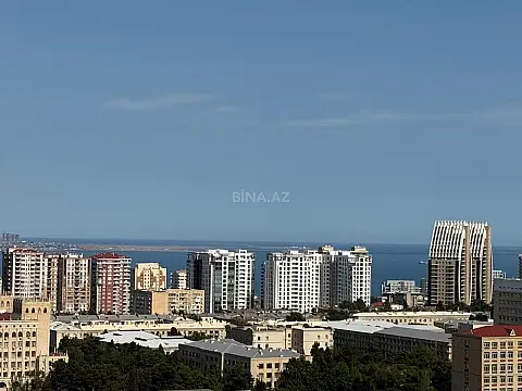 Satılır 3 otaqlı mənzil 154 m² — Bakı 3 otaq 154.00 m²