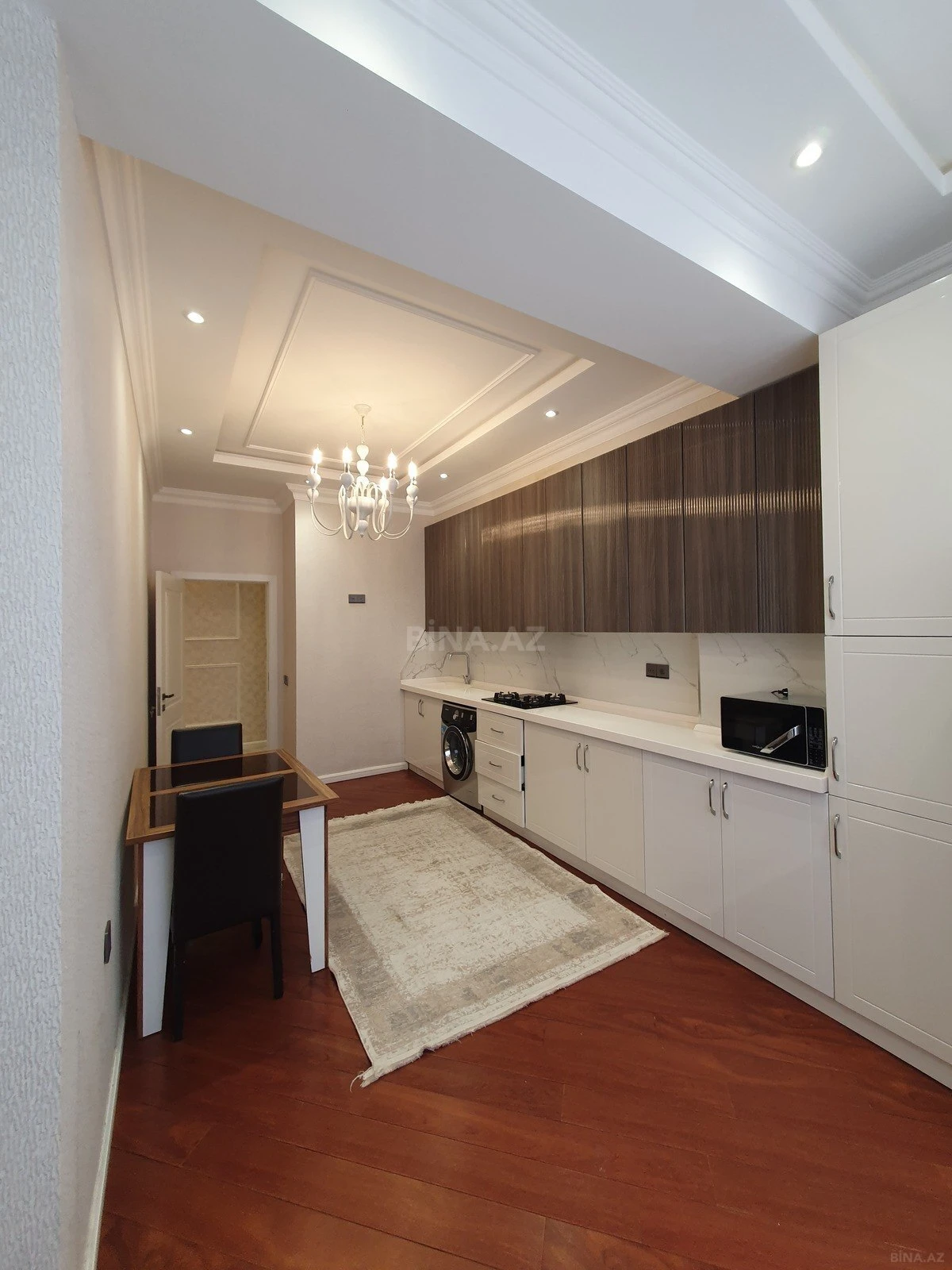 Satılır 3 otaqlı mənzil 116 m²
