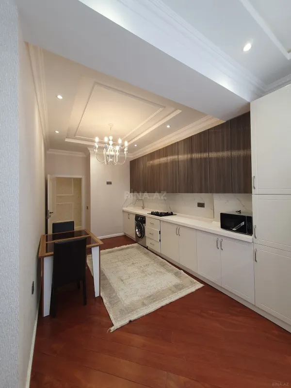 Satılır 3 otaqlı mənzil 116 m²
