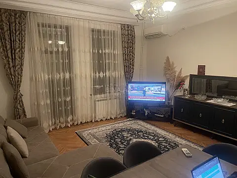 Satılır 3 otaqlı mənzil 72 m² — Bakı, Badamdar 3 otaq 72.00 m²