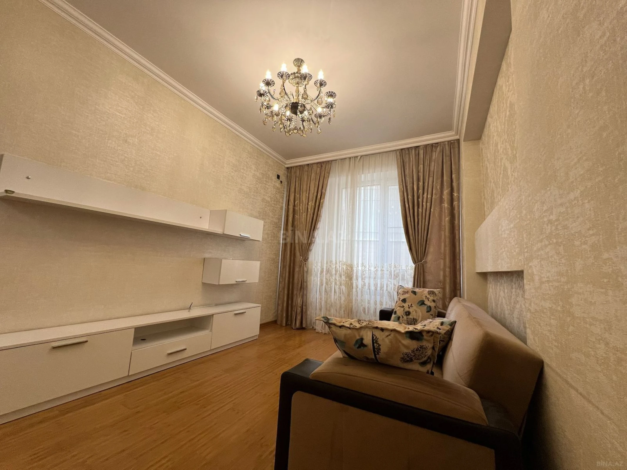 Satılır 2 otaqlı mənzil 50 m²