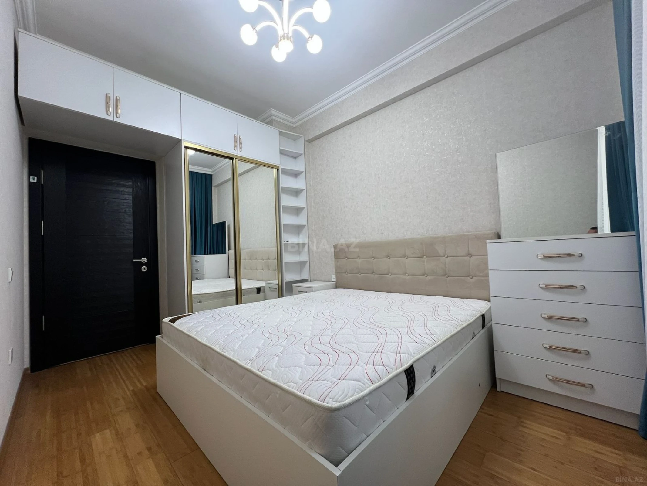 Satılır 2 otaqlı mənzil 50 m²