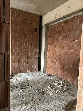 Satılır 3 otaqlı mənzil 118 m²