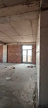 Satılır 4 otaqlı mənzil 245 m²